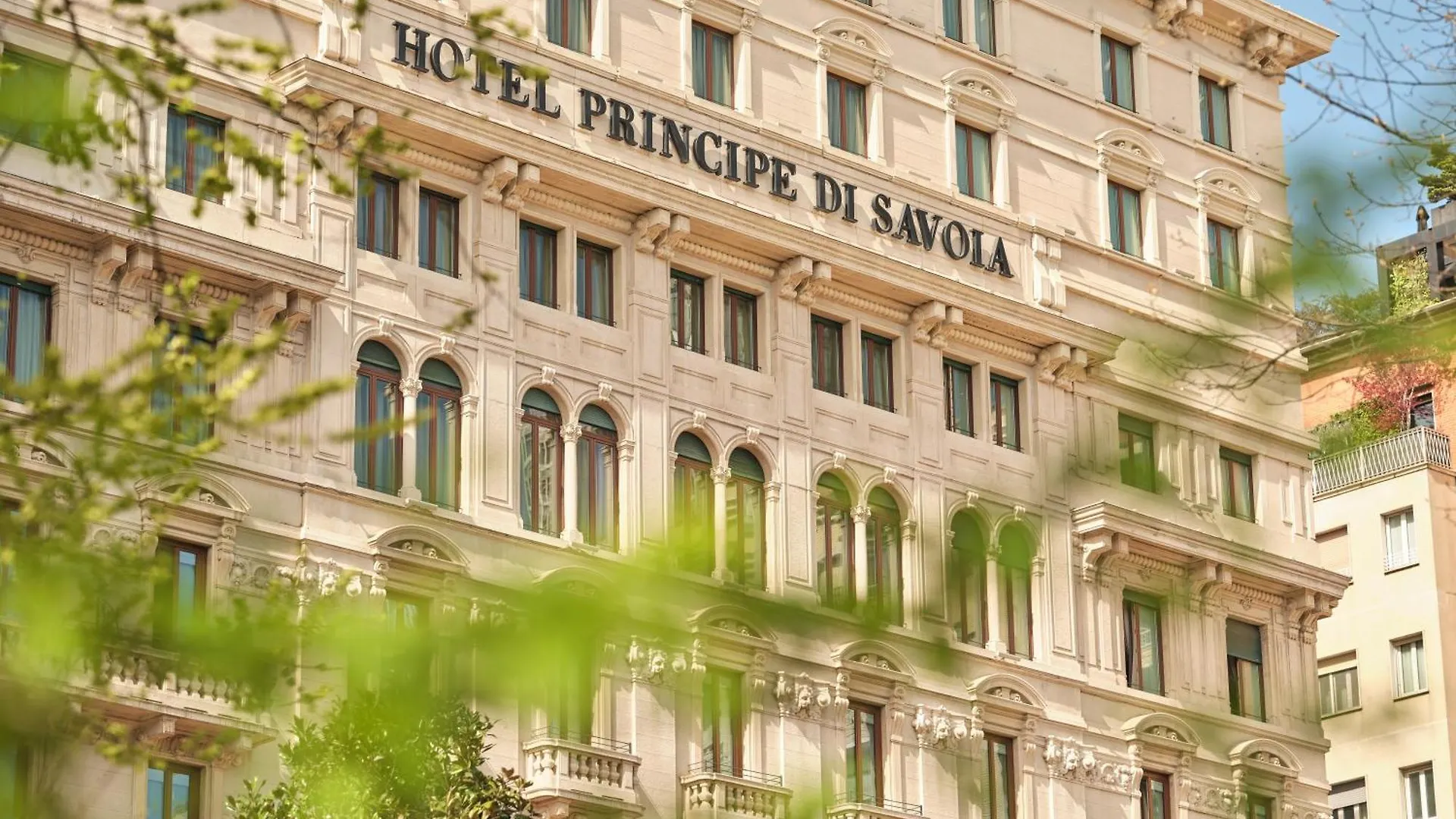 Dove Dormire a Stazione Centrale: 15 Hotel con Navetta Aeroporto