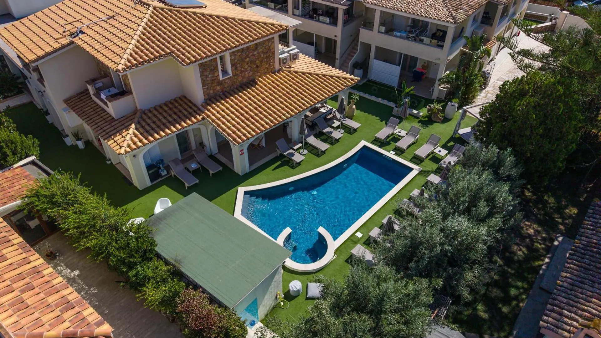 4 Hotel vicino a Cala Sinzias da Prenotare Subito