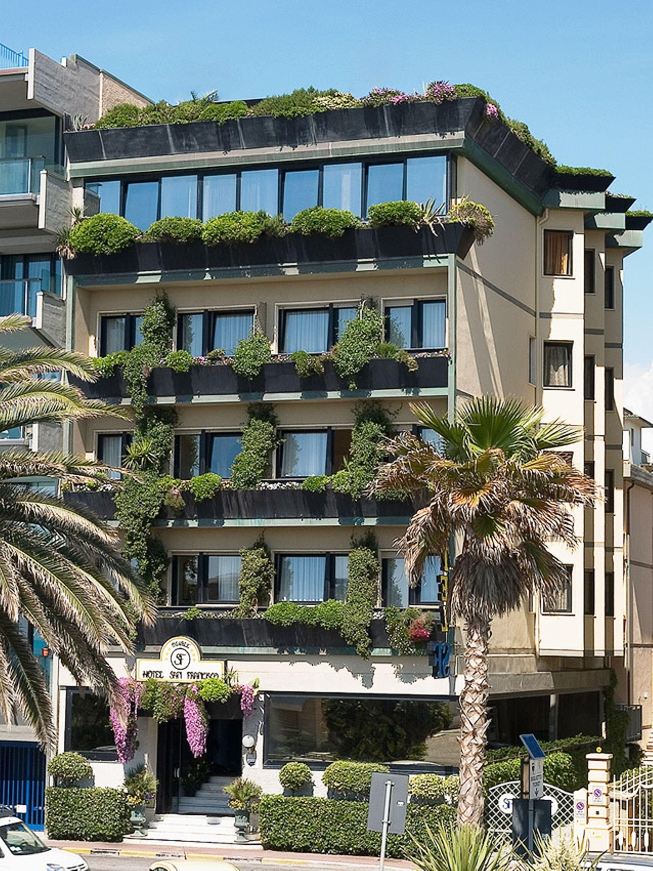Soggiornare vicino a Lido Verde: 13 Resort a Confronto