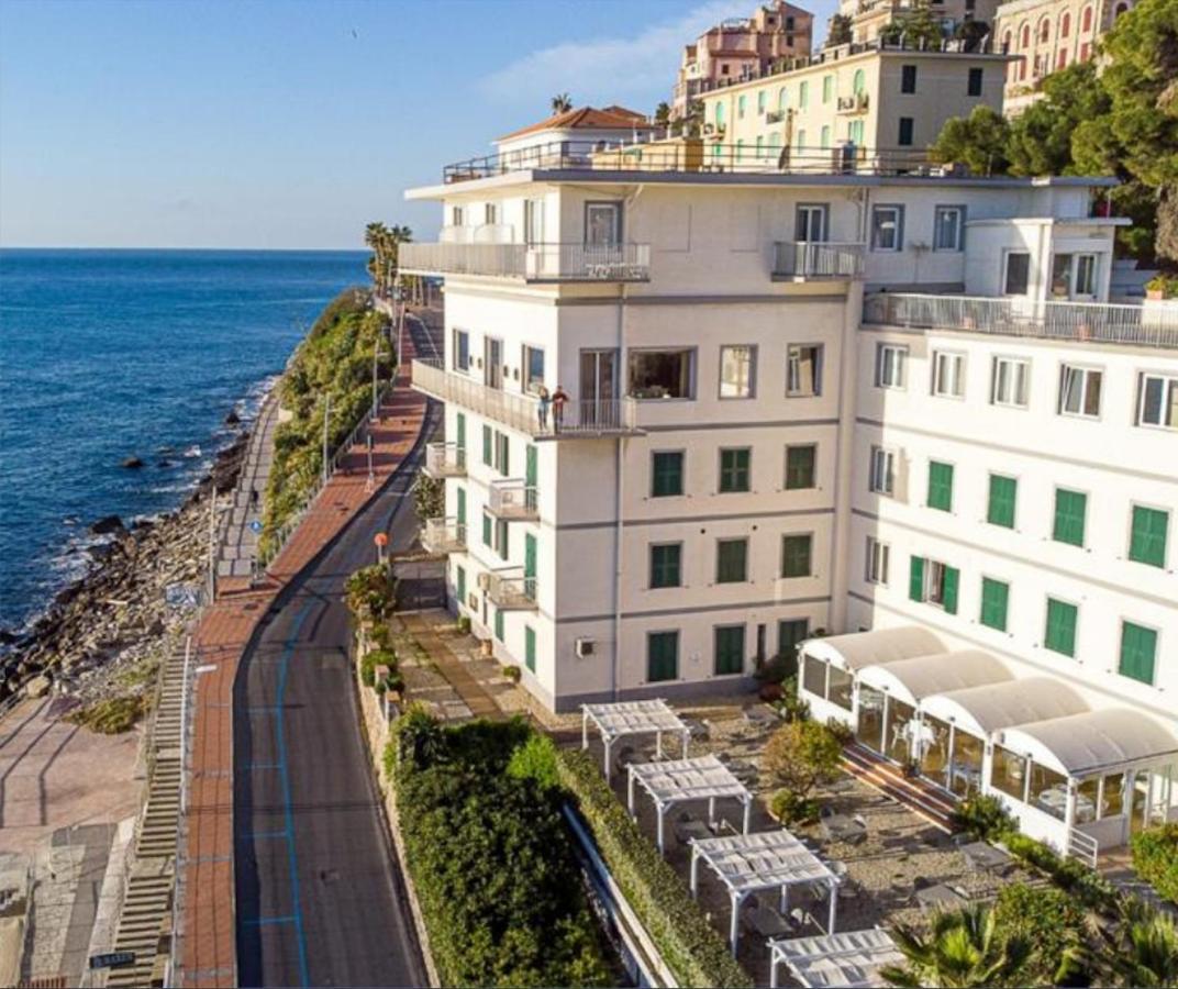 Soggiornare in Area Nord: 15 Hotel sul Mare e sui Laghi Confrontati