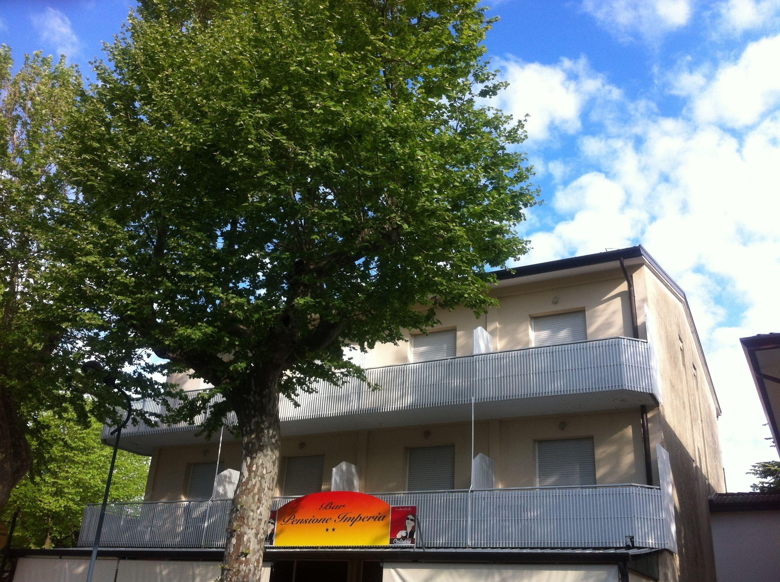 4 Hotel Low Cost vicino al Parco Zoo Punta Verde da Prenotare